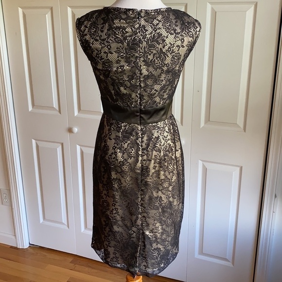 Adrianna Papell Black Lace Overlay Sheath Dress Size 4 - Picture 4 of 11